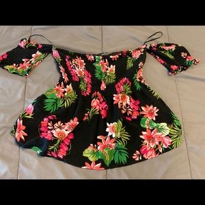 Off the shoulder top—small